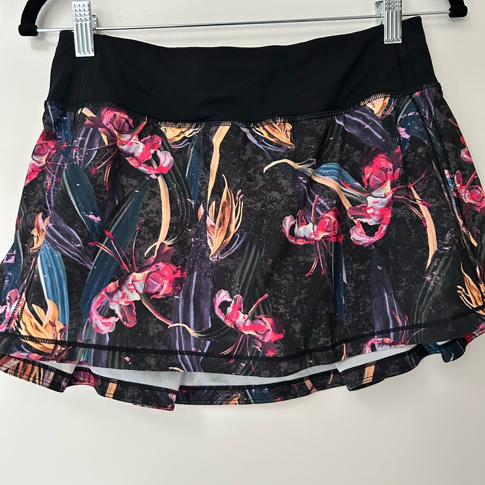 Lululemon pace rival skirt
